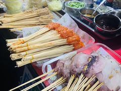 -吴山路夜市