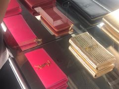 -圣罗兰SAINT LAURENT(佛罗伦萨小镇店)