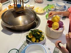 -三个椰子·现砍椰子鸡(金源CBD店)