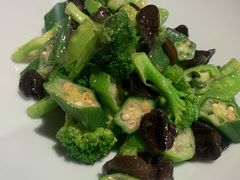 山茶油炒远郊时蔬-顺承小院儿