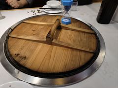 -鲁员外地锅鸡地锅鱼(古墩路店)