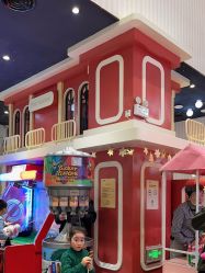 -奈尔宝·儿童乐园·亲子餐厅(华采天地店)