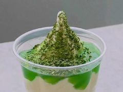 香香香菜新地-麦当劳(虹梅路地铁站店)