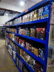 -逝水玩具折扣店