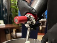 薄荷奶油冰泡芙-上海兴国宾馆香樟园西餐厅