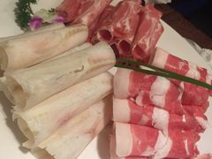 -小天鹅火锅·一线江景洪鼎旗舰店(洪崖洞店)