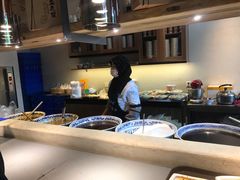 自助取餐区-清真盛志望麻酱酿皮·非遗老字号