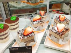 -面包新语(龙湖·西宸天街店)