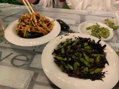 凉拌毛豆-美膳居川菜馆油焖大虾烧烤(卓刀泉店)