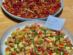 -川堂风·跷脚牛肉·乐山爆炒(宝山日月光店)