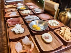 -银米·云南传统过桥米线(双廊黑金冠店)