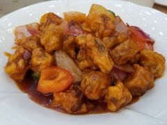 菠蘿咕嚕肉-轩记海鲜餐厅·四十五年老字号·经典粤菜(西区彩虹店)