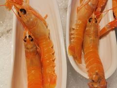 -雍容荟帝王蟹活龙虾展台自助(IFS黑金店)
