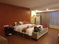 -张家港金凤凰度假村温泉