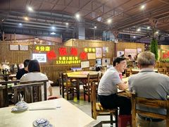 -阿浪海鲜连锁加工店(B栋2排1号火车头店)