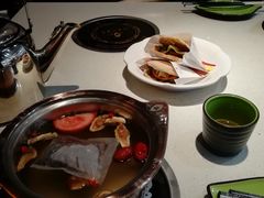 -一叶一世界·素食餐厅(锦华万达店)