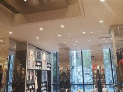 -优衣库(深圳万象天地旗舰店)