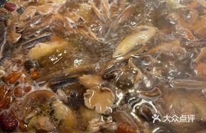 Yunnan Wild Mushroom养生 Chicken Soup