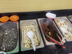 -苗氏新疆大盘鸡