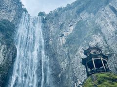 -刘伯温故里景区百丈漈