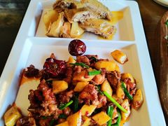 -隔壁老王·家常云南菜(花巷店)