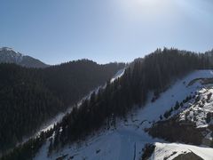 -丝绸之路山地度假区滑雪场