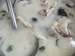 鱼头汤-雪野鱼头大王邢府公老店(雪野湖店)