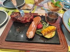 -西语炭烧牛排·西厨(滨湖万科里店)