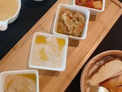 -Efes Turkish & Mediterranean Cuisine 艾菲斯餐厅(陆家嘴店)