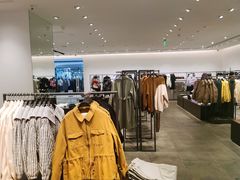 -URBAN REVIVO(青特万达广场店)