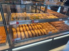 -读酥世家(松江新城地铁站店)