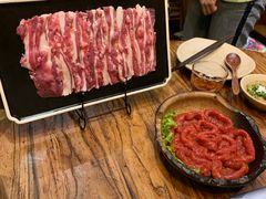 -老牌坊云南鱼豆花火锅(爱建店)