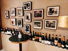 -wineapp葡萄酒餐吧(外滩金融中心店)