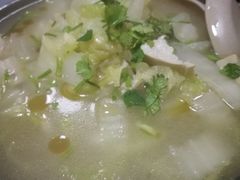 白菜豆腐粉丝汤-宝光熏肉鞋底火烧(新街口店)