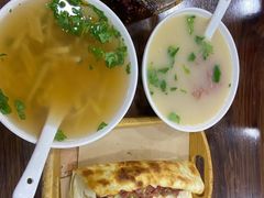 驴肉汤-小胡驴肉火烧 砂锅米线(义和庄店)