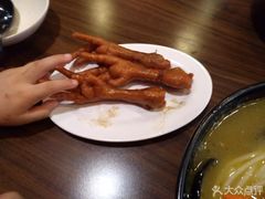 -老妈米线(港龙店)