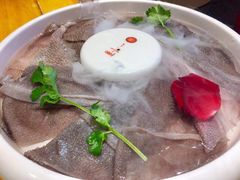 -一斗火锅·招财羊毛肚(北温泉九号店)