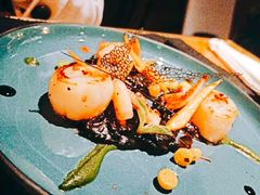 香煎扇贝配迷你混合海鲜-AZUL by FUEL蓝色·法式酒馆(琶醍店)