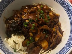 -沪西老弄堂面馆(定西路店)