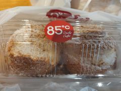 -85度C(生甜甜圈研究工坊·上海平凉店)