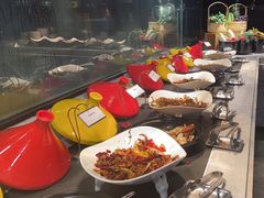 -飨食汇全日制餐厅·昆山皇冠假日酒店(九方店)
