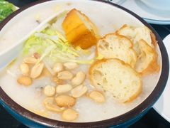 荔湾艇仔粥-龙凤点心饼家·39年老字号(松岗店)