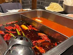 -百年川椒重庆老火锅(光谷店)