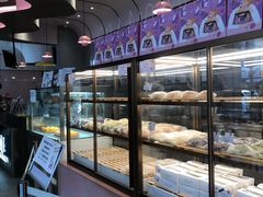 面包甜点陈列柜-奈雪的茶(时代天街店)