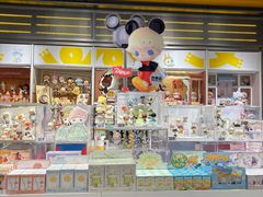 -泡泡玛特POPMART(上海环球港店)