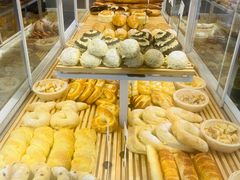 -焙丽拾光(麦凯乐直营店)