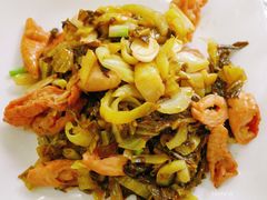 酸菜炒大肠-广宁炭炉鸡煲·富临门饭店