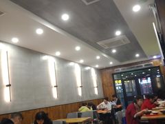 大堂-螺小胖柳州螺蛳粉(钟楼总店)