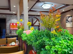 -菌之家·专业纯野生菌火锅·特色炒菌
