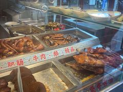 -老鼎万春卤菜(五代传承创始老店)